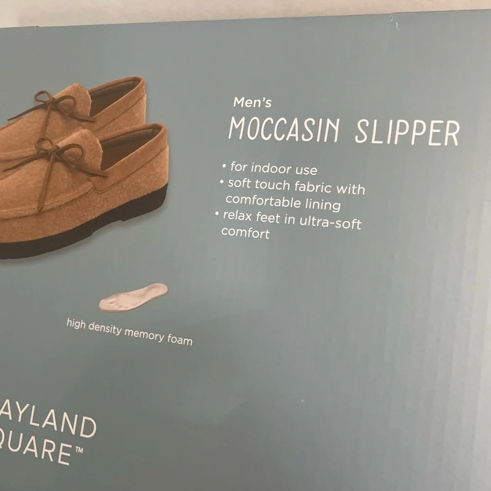 Men's Tan Suede Moccasin Slippers‎ Loafers~ Size Medium * NWT